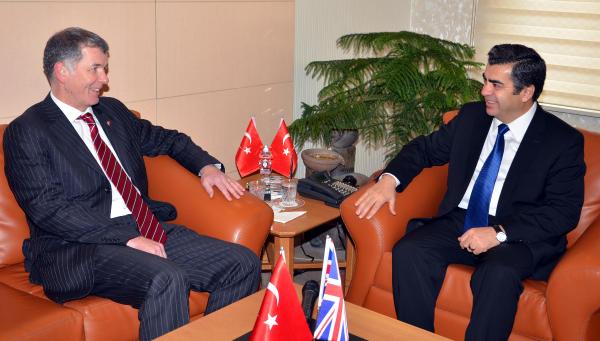 İngiltere'nin Ankara Büyükelçisi Moore, Kayseri'de