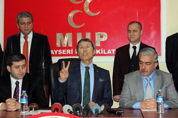 MHP’li Halaçoğlu: Bu başkanlık sistemi saltanattan da beter