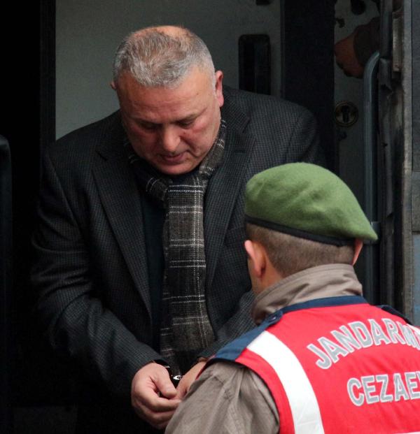 Cinsel istismar sanığı: Baba şefkatiyle öyle yaptım