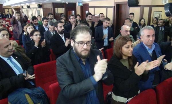 Mersin'de Feyzioğlu'na protesto şoku
