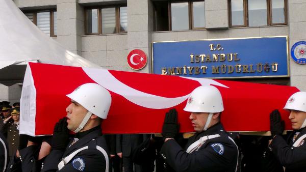 Şehit polis için emniyet müdürlüğünde tören
