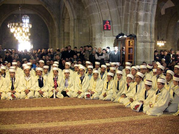 Erzurum'da hafızlara icazet verildi