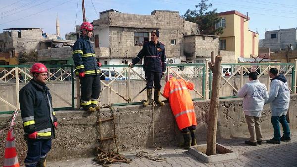 Şanlıurfa'daki sulama kanalında poşet içinde cenin bulundu