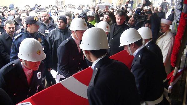 Rüzgar Çetin'in çarptığı şehit polis son yolculuğuna uğurlandı