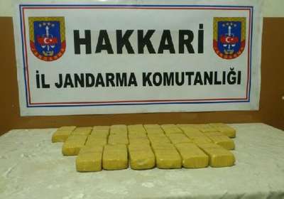 Hakkari'de 12 kilo  eroin ele geçirildi.