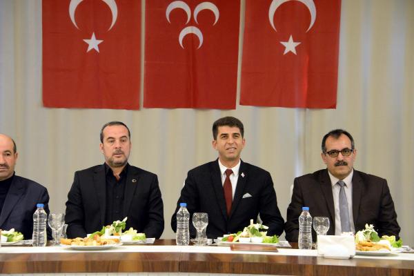 MHP'li Karakoç: Türkiye düşerse İslam sancağı düşer