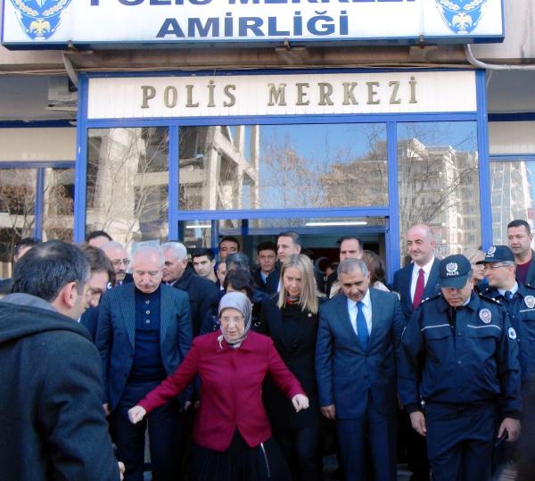 Bakan Ramazanoğlu: Temel hedefimiz kız çocuklarını 12 yıl okulda tutmak (2)