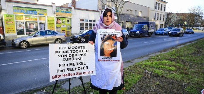 Acılı anne, Merkel'den yardım istedi
