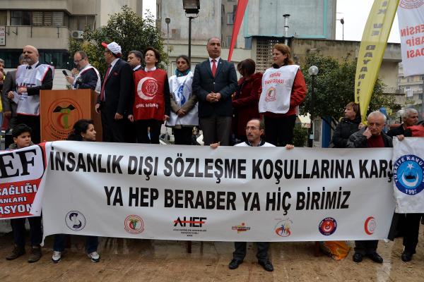 Mersin'de aile hekimlerinin sözleşme eylemi