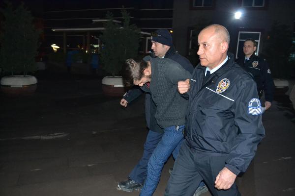 İnegöl'de 9 işyerinden hırsızlık yapan zanlı yakalandı