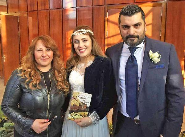 Nikah şekeri yerine kitap