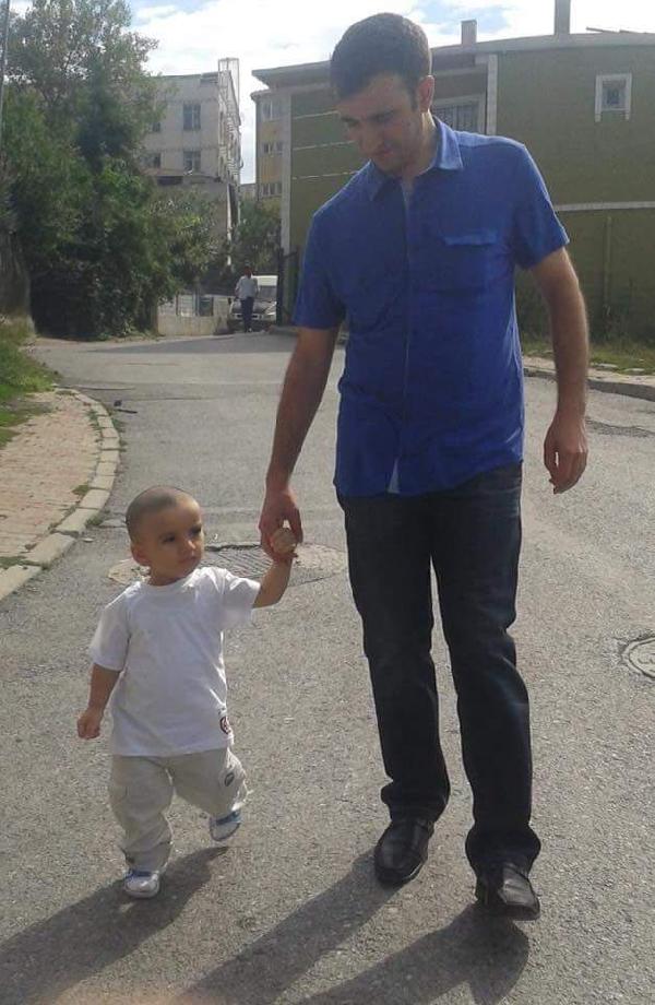 Silahlı saldırıda hayatını kaybeden Serdar Cebeci, kıraathaneye ısınmak için girmiş