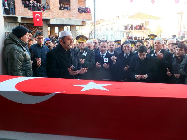 Şehit Uzman Çavuş Bekir Şimşek Yozgat Aydıncık'ta son yolculuğuna uğurlandı