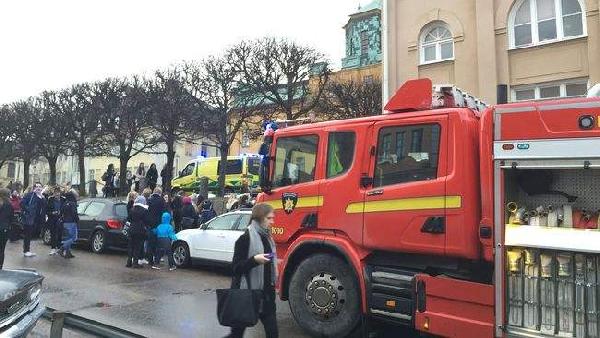 İsveç’in Karstad kentinde lisede şiddetli patlama