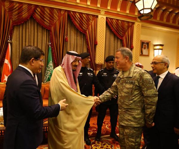 Orgeneral Hulusi Akar, Suudi Arabistan'da resmi temas ve ziyaretlerde bulundu