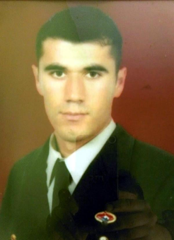 Şehit Uzman Çavuş Göksel Cin'in Zonguldak'taki baba evine ateş düştü (2)