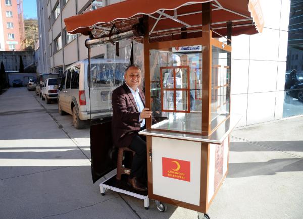 Kastamonu'da engellilere özel simit arabası