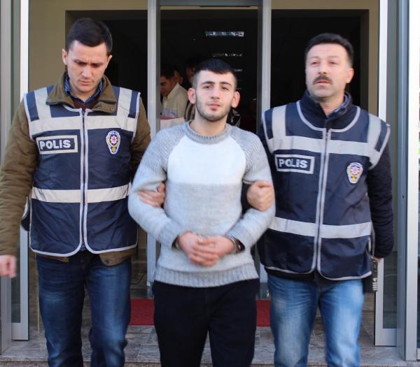 Hırsızlar muhabbet kuşunu da çaldı