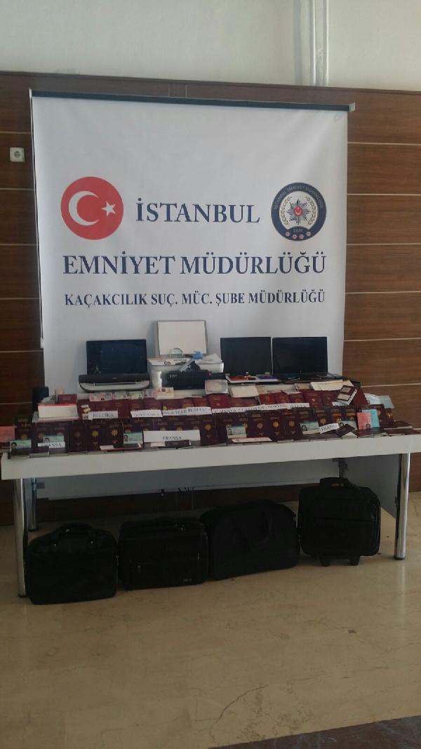 Farklı güzergah ve yöntemlerle göçmen kaçakçılığı yapan örgüt çökertildi