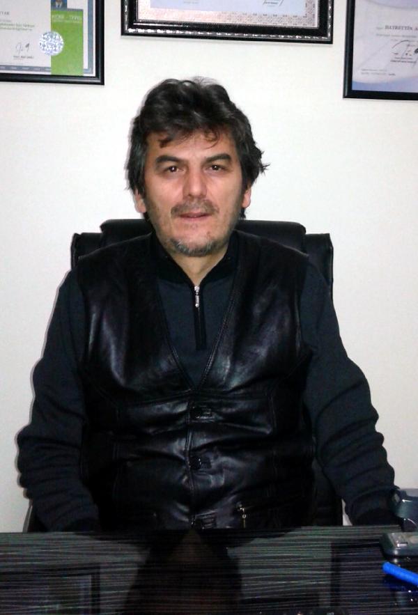 Öğrencisine 'Lan oğlum' diyen öğretim üyesine uyarı
