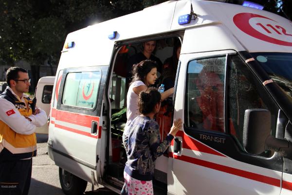 Yangında dumandan etkilenen kardeşler yoğurt yedi