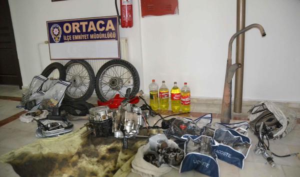 Motosiklet hırsızlığına 4 gözaltı