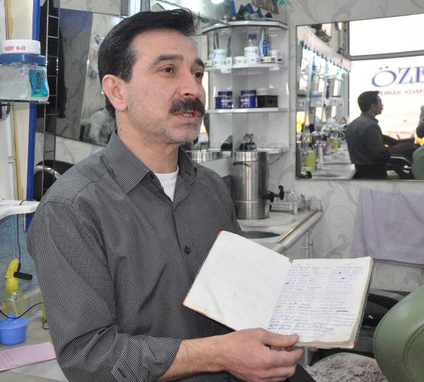 Gaziantepli berber 500 kişinin kan grubunu kaydetti