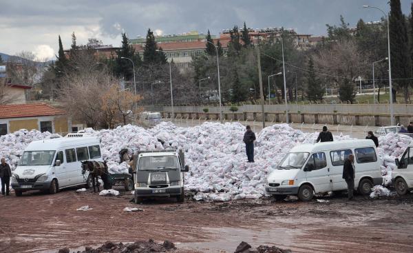İslahiye'de 2 bin aileye kömür dağıtılıyor