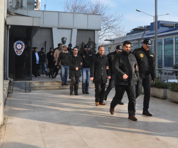 Bursa'da 'paralel yapı' operasyonu: 20 gözaltı