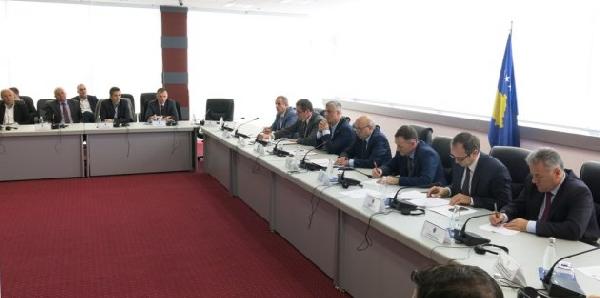 Kosova Başbakanı Şiddet çözüm değildir