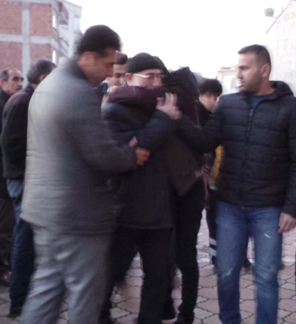 Babalarının şehit haberini okulda aldılar