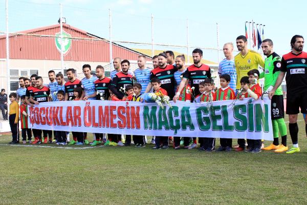 'Çocuklar ölmesin, maça gelsin'
