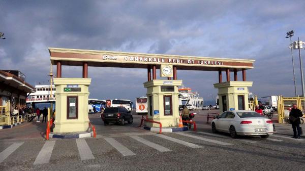 Lodos Gökçeada'ya deniz ulaşımını aksattı