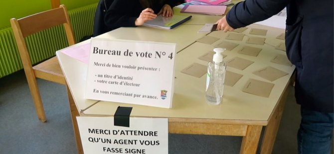 Fransa korona gölgesinde sandığa gitti