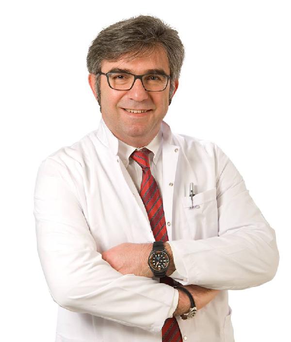 Dr. Akçay: Bilinçli spor sağlığa yararlı, bilinçsiz hareket zararlıdır
