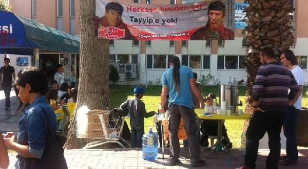 'Herkese benden çay, Tayyip'e yok' pankartına dava