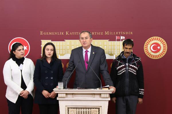 Kağıt toplayan ve 14 yıldır atanamayan öğretmen Meclis'te konuştu