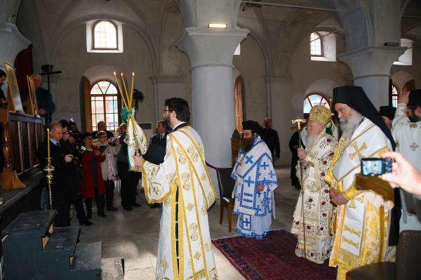 Bartholomeos, Çeşme'de ayin yönetti
