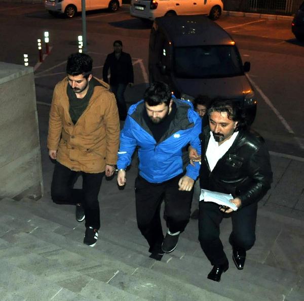 Kayıp Gizem İzmir'de bulundu: 3 gözaltı (2)