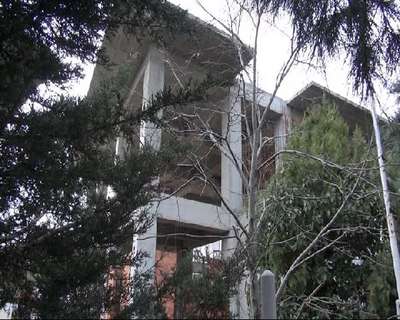 Validebağ Korusu yanında yapımına başlanan cami ortaya çıkmaya başladı