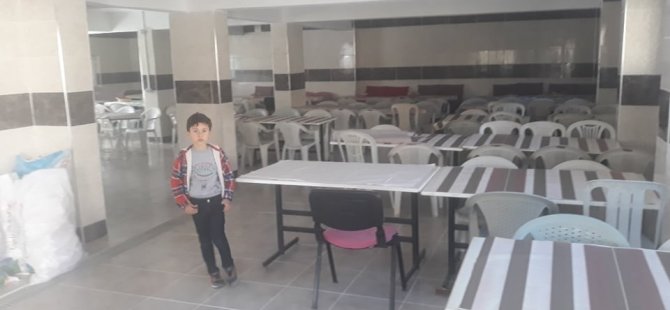 Gurbetçiler köylerine yemekhane