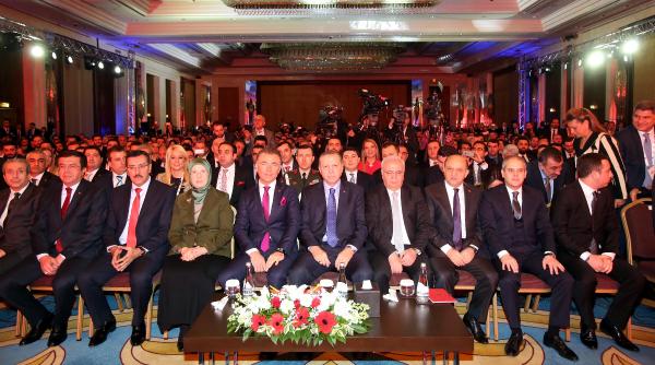 Cumhurbaşkanı Erdoğan : BM bize çağrıda bulunmak yerine, Suriye'de etnik temizlik faaliyetlerinin önüne geçmeli