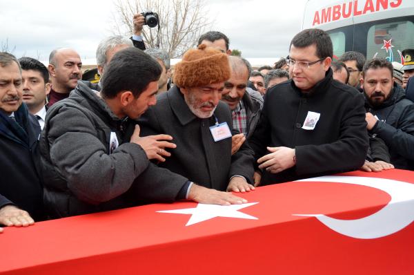 Şehidin baba evinde sessizlik (2)