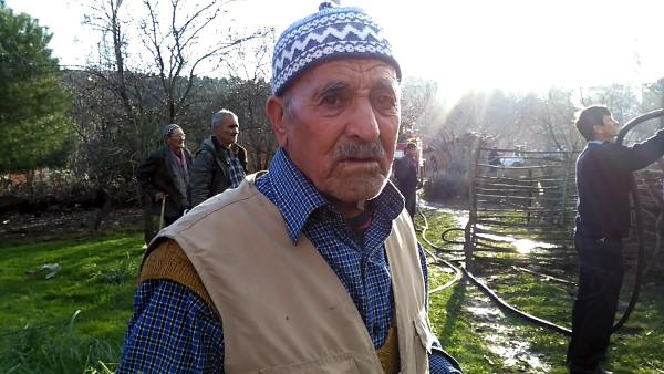 Jandarmanın dikkatiyle yangın büyümeden söndürüldü