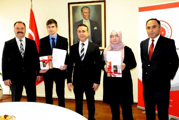 Başarılı öğrenciler Nürnberg Başkonsolosluğu'nda ödüllendirildi