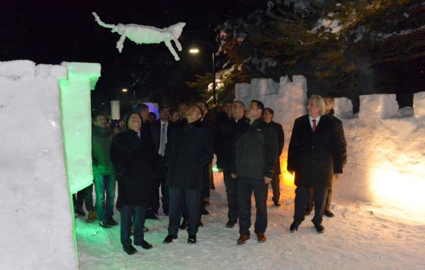 Erzurum'a kardan kültür sokağı