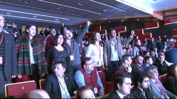 DİSK Genel Kurulu'ndaki protesto üzerine Bakan Soylu salonu terketti (2)