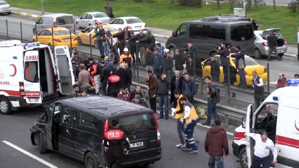 Bahçelievler D-100'de kaza: 2 yaralı
