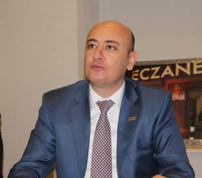 Eczanelerin vitrininde medikal yazısı bulunmayacak