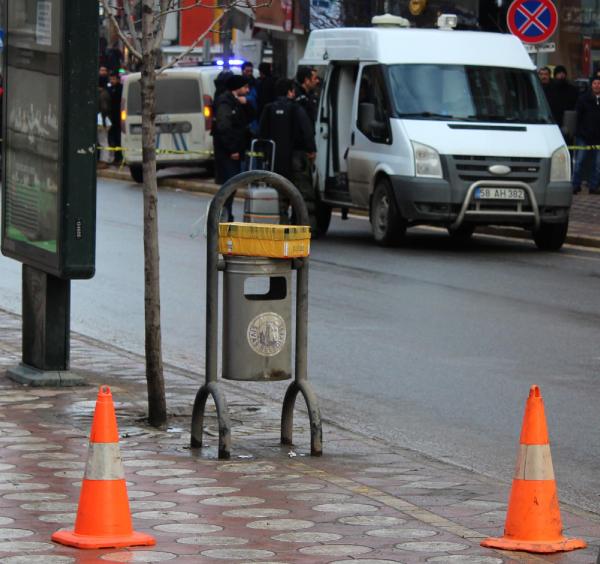 Fünyeyle patlatılan şüpheli paket boş çıktı